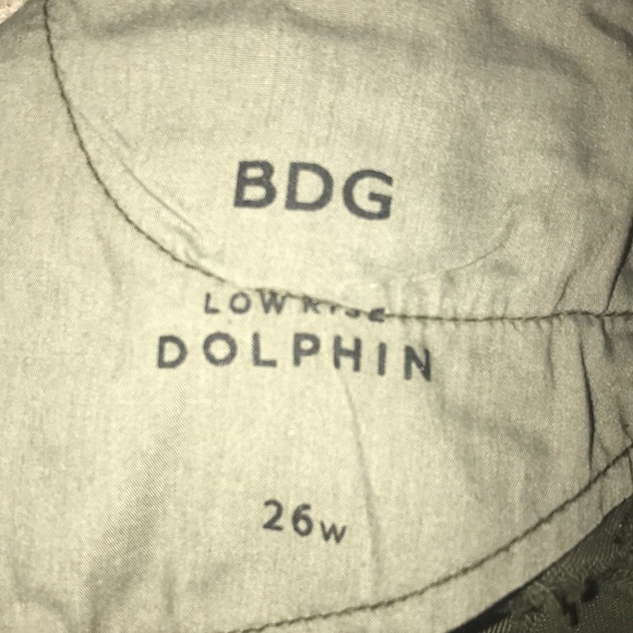 BDG GREEN SHORTS - Picture 4 of 4